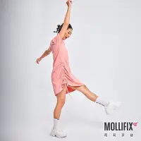 在飛比找Yahoo奇摩購物中心優惠-Mollifix 瑪莉菲絲 活力LOGO側抽皺長版連身裙 (