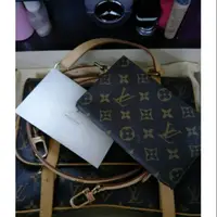 在飛比找蝦皮購物優惠-LV LOUIS VUITTON LV LOUIS VUIT