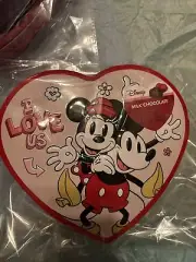 ❤️ Disney Mickey & Minnie Mouse Love You Heart Tin Milk Chocolate Hearts 3.6 oz