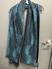 Metropolitan Museum Of Art Blue Peacock Feather Jacquard Shawl