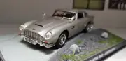 Aston Martin DB5 James Bond Goldfinger Diorama 1:43 Model Scale Car 1964 Skyfall