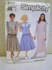 Simplicity Pattern #9716- Misses' Petite Dress with Collar Variations - Sz 6-14