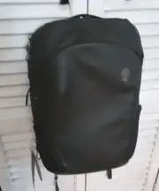 Dell Alienware 17" HORIZON UTILITY NWT Laptop Backpack Galaxy Weave Black