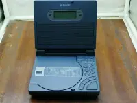 在飛比找露天拍賣優惠-Sony ICF-CD1000 床頭CD隨身聽FM收音機