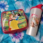 Tupperware Sandwich Keeper & Tumbler Set Disney's Snow White & The Seven Dwarves