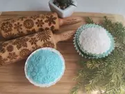 Snowflakes Engraved Rolling pin Embossed Rolling Christmas cookies Carved molds