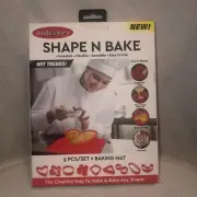 Doohickey - Shape N Bake Includes Non-stick Mat & Baking Mold. NEW