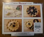 Williams Sonoma Holiday Piecrust Cutters Set Of 4 Snowflake Holly Snowman & Tree
