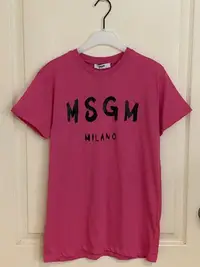 在飛比找Yahoo!奇摩拍賣優惠-全新 MSGM 經典款 logo print T-shirt