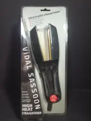 Vidal Sassoon Gold plated Straightener Straightening Iron VS129C