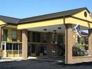 Travelers Inn & Suites