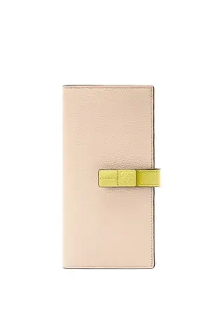 LOEWE長夾 Brand zip around wallet in classic calfskin