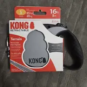 KONG Terrain Retractable Reflective Dog Leash 16ft Small Soft Grip Up to 45lbs