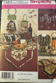 Simplicity Faith Van Zanten pattern 1483 Entertainment Accessories, Bib uncut