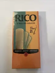 RICO ALTO CLARINET REEDS (25 REEDS) SIZE 2.5 UNOPENED BOX