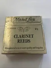 MITCHELL LURIE CLARINET REEDS (12 REEDS) SIZE 1.5 UNOPENED BOX