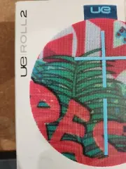 Ultimate Ears UE Roll 2 Waterproof Speaker-bluetooth - Graffic + UE FLOAT - RARE