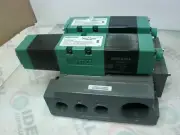 Numatics AV15A0000095522 Pneumatic Valves 1535A415K000030 & 15 - New In Box