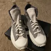 Converse Run Star Hike Shoe Womens Size 10.5 Gray Sherpa Platform Chunky Sneaker