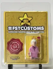 Firestartoys (UK) The Queen Minifigure NEW/VHTF