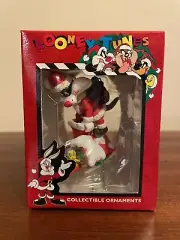 SYLVESTER ON TWEETY'S HOUSE 1997 LOONEY TUNES ORNAMENT NIB