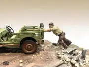 4X4 Mechanic Figure 5 for 1/18 Scale Models by American Diorama