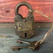 iron Antique Yuma Territorial Prison Working Cast Iron Lock 2 Keys Rusty