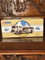 1995 CORGI CLASSICS MACK CF PUMPER BERWICK FIRE TRUCK, #98451 NEVER OUT OF BOX