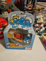 The Smurfs 1996 Irwin Peyo Boating Smurf & Die Cast Speed Boat w Poseable Figure