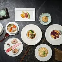 在飛比找momo購物網優惠-【新板希爾頓酒店】【YOUBON】青雅中餐廳午或晚餐套餐券(