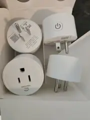 NEW IN BOX Eightfree 4 PCS Smart Plug 100V-240V WiFi Connection & Voice Control