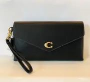 NWT Coach Crossgrain Leather Wyn Clutch with Detachable Wrist Strap - B4/Black