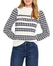 Nic+Zoe Pattern Waffle Stitch Sweater