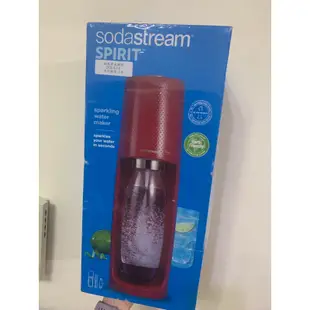全新 sodastream氣泡水機，附一鋼瓶效期2026/4