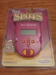 2003 Bee Slots Handheld Electronic Casino Slots Game TechnoSource New In Package