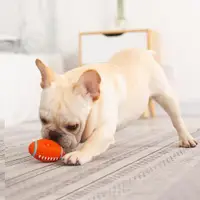在飛比找ETMall東森購物網優惠-寵物玩具互動乳膠發聲球潔齒橄欖球狗狗玩具訓練用品狗狗咬球用品