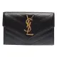 【YSL】MONOGRAM系列V字縫線魚子醬牛皮金屬LOGO暗釦零錢包(黑414404-BOW01-1000)