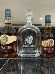 BUFFALO TRACE Collectible Whiskey Decanter Pappy Van Winkle Eh Taylor Weller Bar