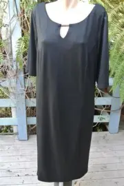AUTOGRAPH Black DRESS. Size 22 NEW. RRP$89.99 Black. Keyhole Neck. Short Sleeve