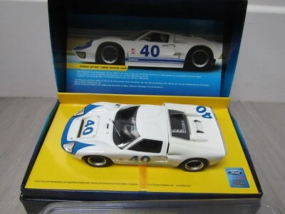 SCALEXTRIC C2943A 1966 Ford GT40 White #40 Slot Car NEW