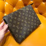 MIA二手 LV 路易威登 M47542 TOILETRY POUCH 26號 盥洗袋 經典老花手拿包 男女通用 棕色