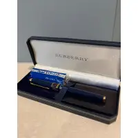 在飛比找蝦皮購物優惠-全新 Burberry 日本製 鋼筆 經典格紋 有盒子 金屬