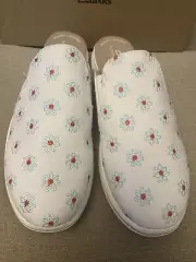 Clarks Cloudsteppers Canvas Mules Breeze Shore White Floral 11 M NEW 66239