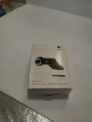 Logitech Webcam V-UBM46 w/ Carl Zeiss Tessar F2.0 / 3.7mm Auto-focus Lens Good