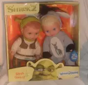 SHREK 2 WATER BABIES SET OF 2 NEW IN WORN PACKAGE SCARCE TOYS