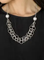 Daring Diva - Silver - Paparazzi Accessories Necklace