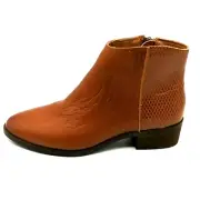 Sun Stone Womens Ankle Boot Jolene Block Heel Side Zip Cushioned Brown Sz 6 NEW