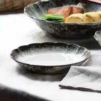 在飛比找博客來優惠-【小倉陶器】日本美濃燒 釉彩輪花 陶瓷淺盤16cm