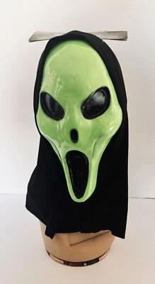 Halloween Alien Spawn Adult Mask Scary Costume Green Face and Black Hooded