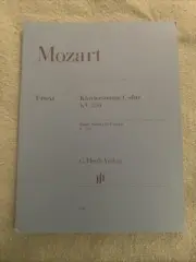 MOZART WA 1756-1791 Klaviersonate C-dur KV 330 URTEXT G. HENLE VERLAG HN 602